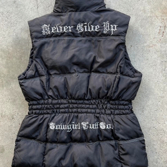 COWGIRL TUFF NEVER GIVE UP - Picture 6 of 8